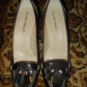 Ellen Tracy Black Patent Heels